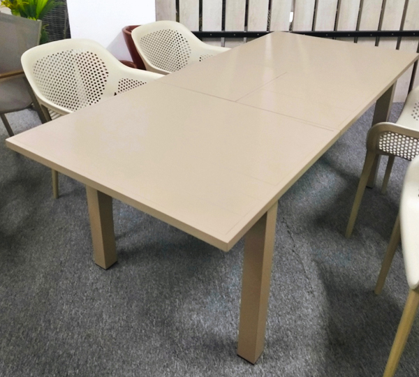 CANARY TABLE RECTANGULAR EXENDABLE WITH CHAMPAGNE ALUMINIUM 154+50cm CANARY ΟΡΘΟΓΩΝΙΟ ΕΠΕΚΤΕΙΝΟΜΕΝΟ ΤΡΑΠΕΖΙ ΚΗΠΟΥ ΜΕ ΣΑΜΠΑΝΙΖΕ ΑΛΟΥΜΙΝΙΟ 154+50cm